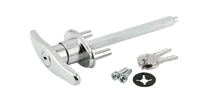 Old Style Garage Door Locks Replacements in North Fair Oaks, California