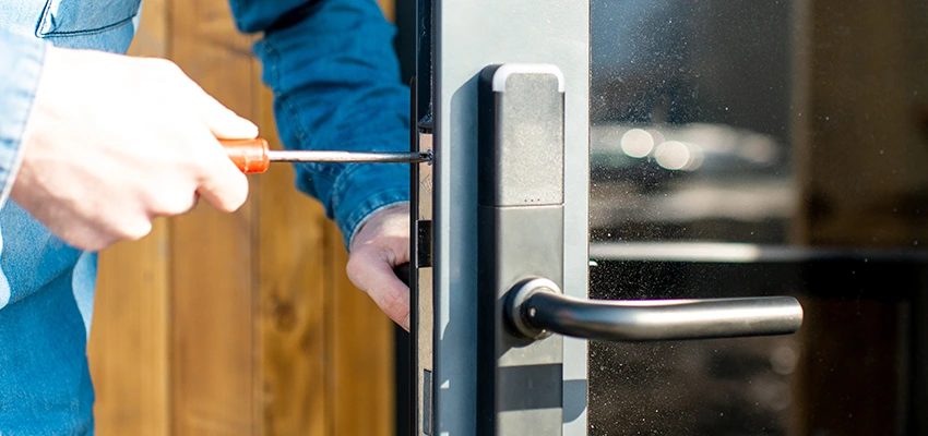 Aluminium Door Lock Replacement in North Fair Oaks, California