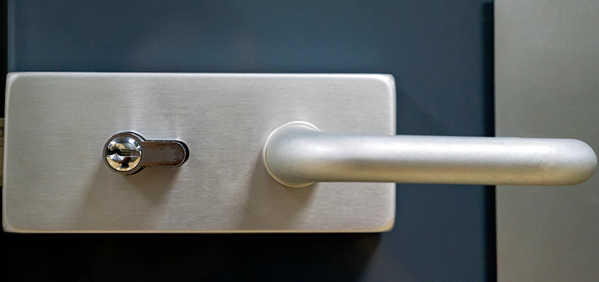 Change Patio Door Locks in North Fair Oaks, California